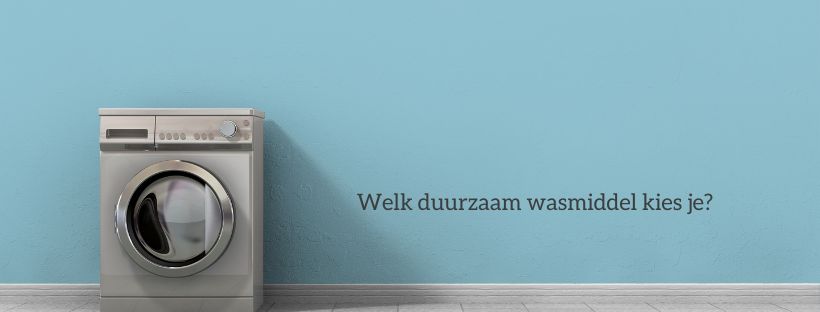 wasmachine op een lichtblauwe muur
